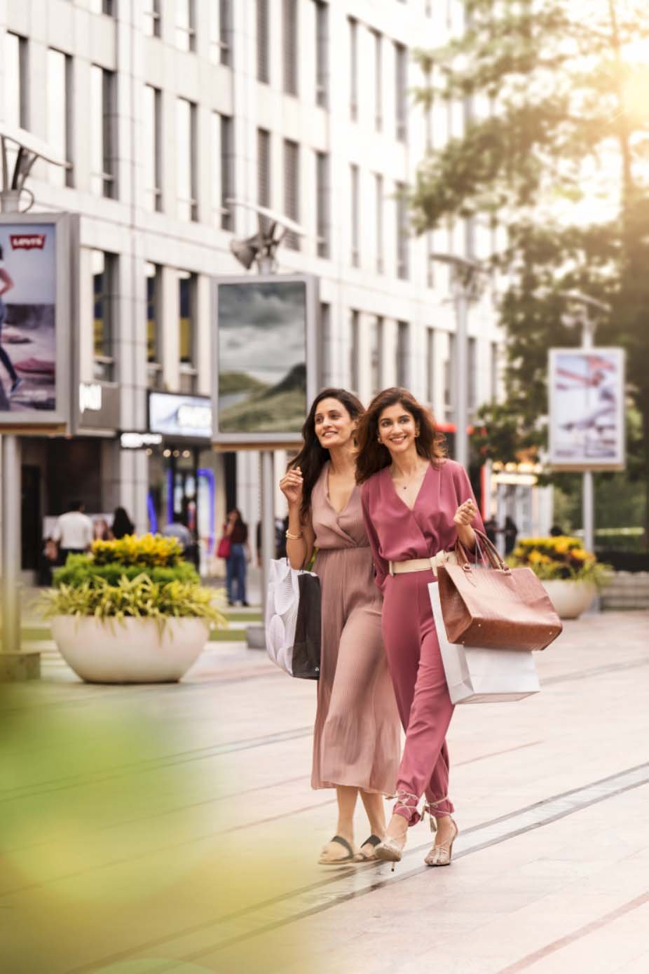 2/3/4 bhk luxury apartments in moti nagar